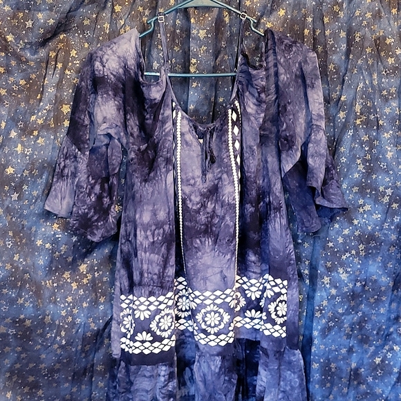 đ3/$10 Exist VTG Boho Blue Tie Dye Cold-Shoulder Ruffle Tunic w/ White Details - Picture 2 of 16
